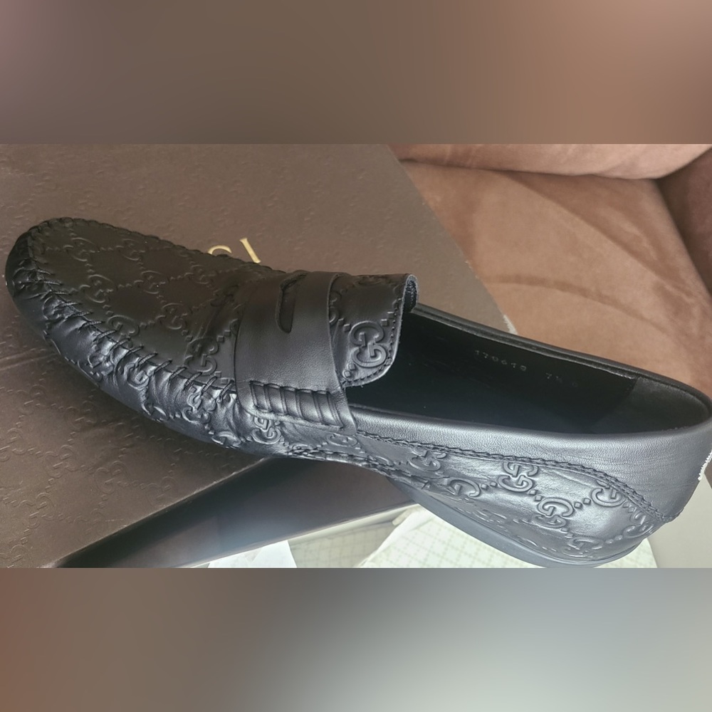 Black Gucci loafer size 7 1/2 in mens. Margaux Calf Gucci Loafer